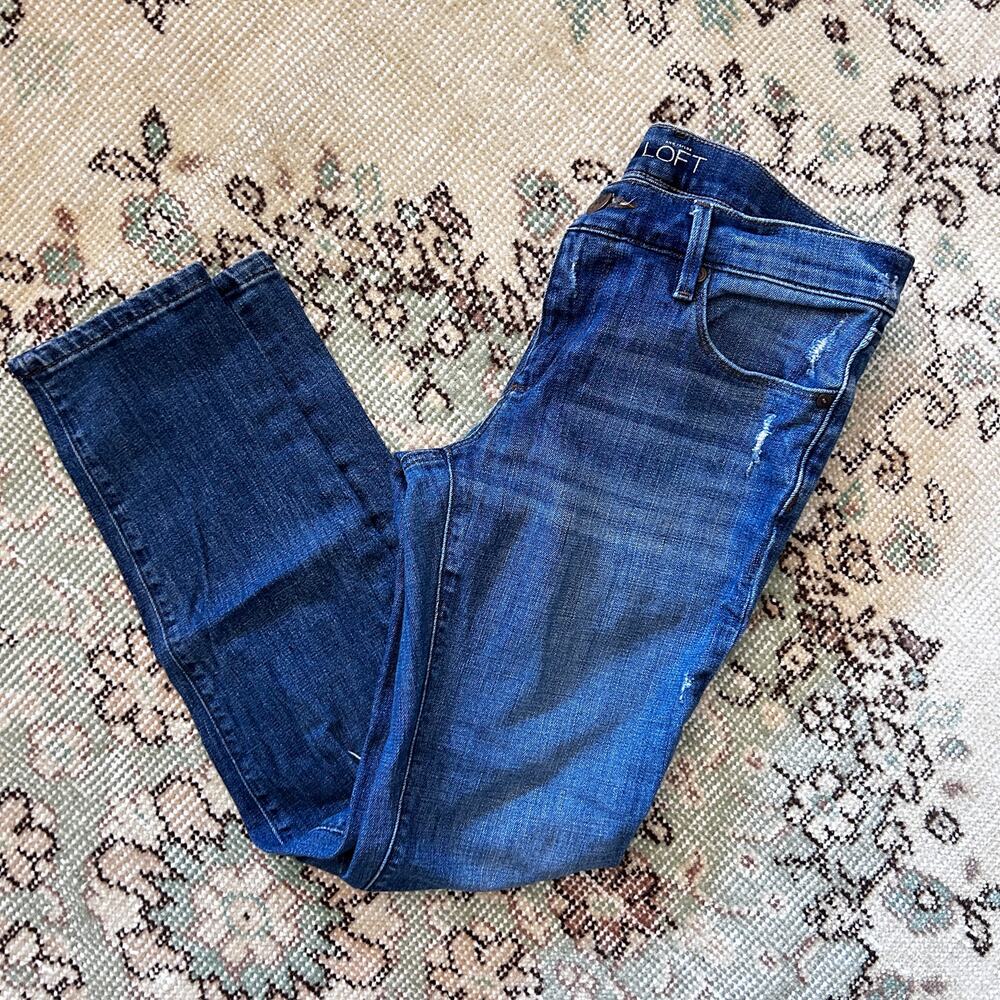 LOFT Relaxed Skinny Jeans 26 2 Distressed Denim Women's